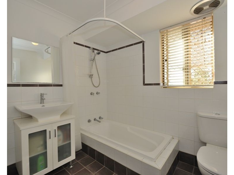 30 Littleham Loop, Quinns Rocks WA 6030