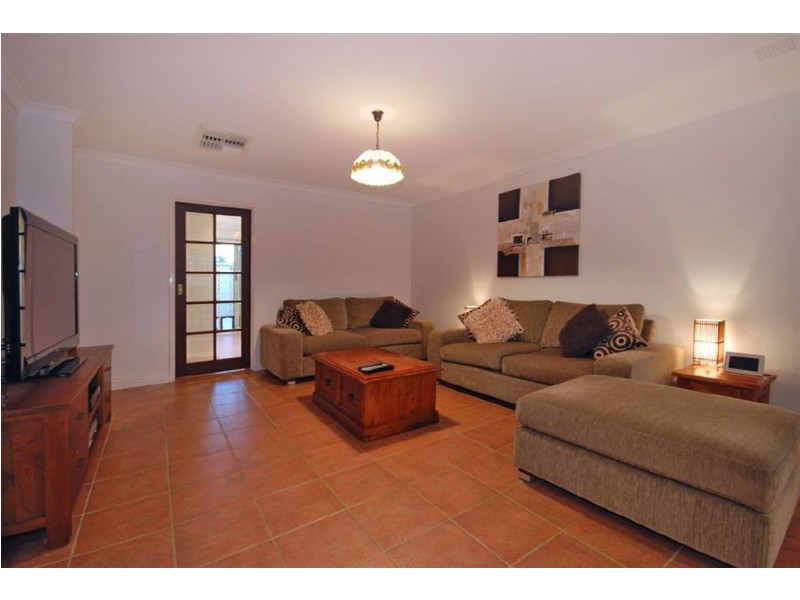 12 Abbeville Circle, Mindarie WA 6030