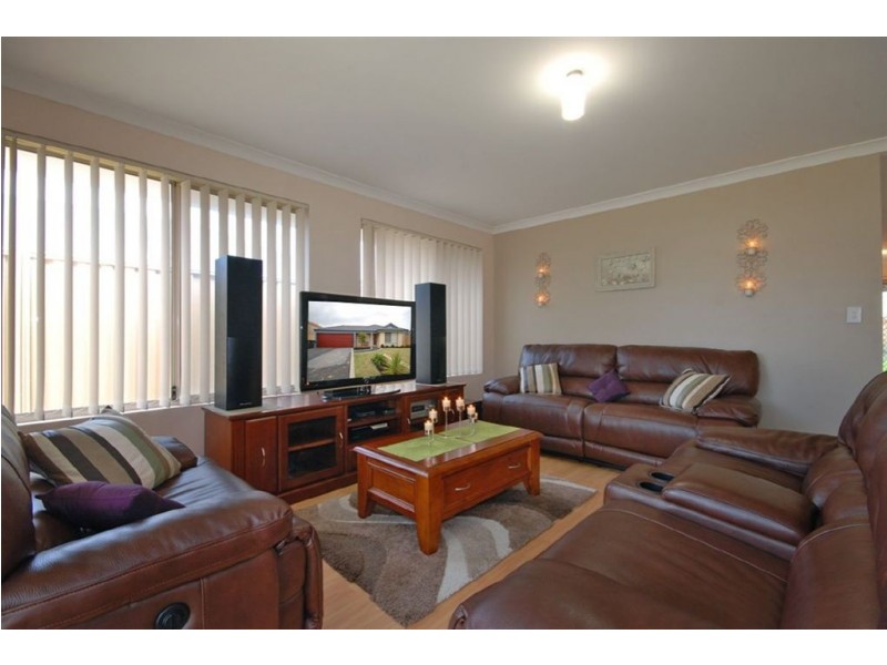 12 Vanderlin Crescent, Ridgewood WA 6030