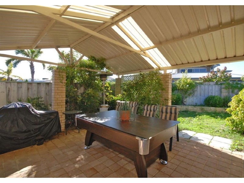 2/33 Savona Grove, Mindarie WA 6030