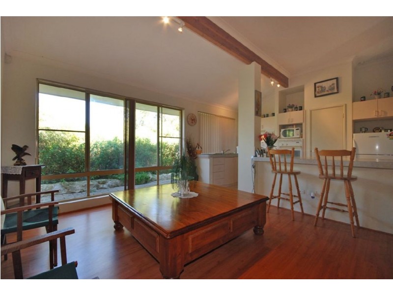 2/33 Savona Grove, Mindarie WA 6030