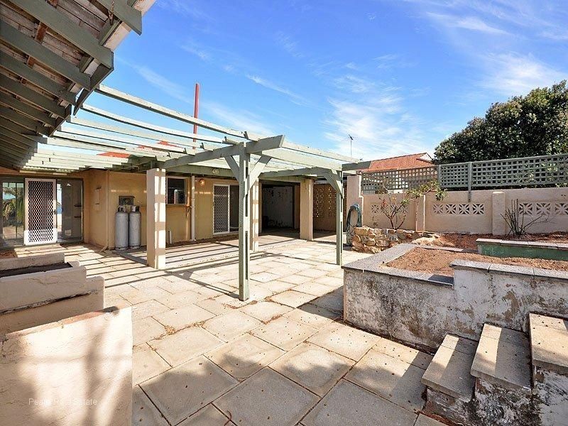 5 Compass Circle, Yanchep WA 6035