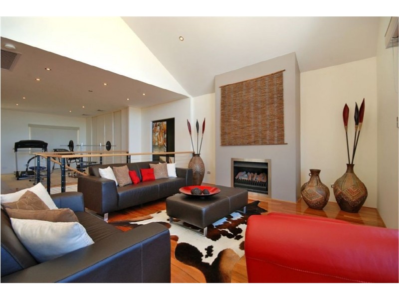 17 Glensanda Way, Mindarie WA 6030