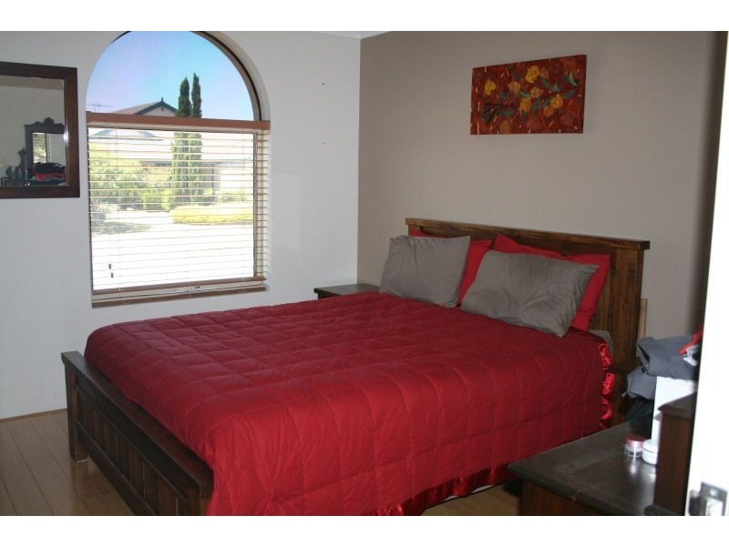 5 Basle Way, Mindarie WA 6030