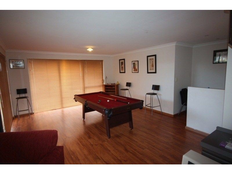 18 Burnett Drive, Clarkson WA 6030