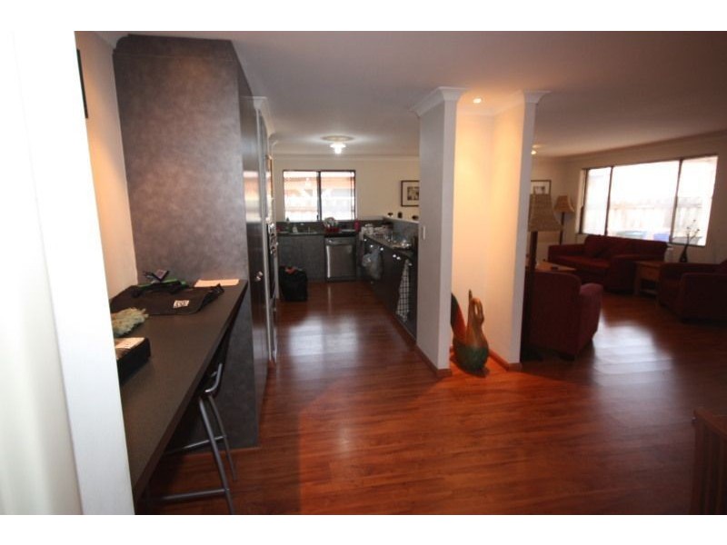 18 Burnett Drive, Clarkson WA 6030