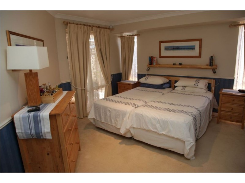 11 Blairgowie Heights, Kinross WA 6028