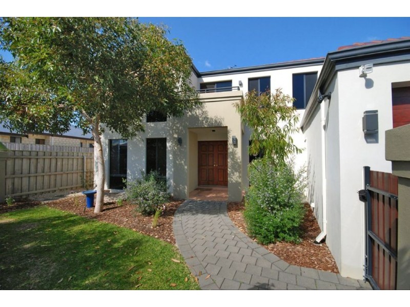 6 Vulcan Place, Quinns Rocks WA 6030