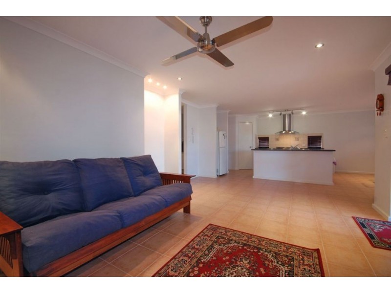 6 Vulcan Place, Quinns Rocks WA 6030