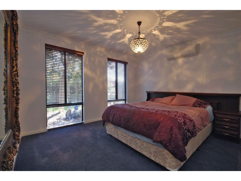 6 Vulcan Place, Quinns Rocks WA 6030