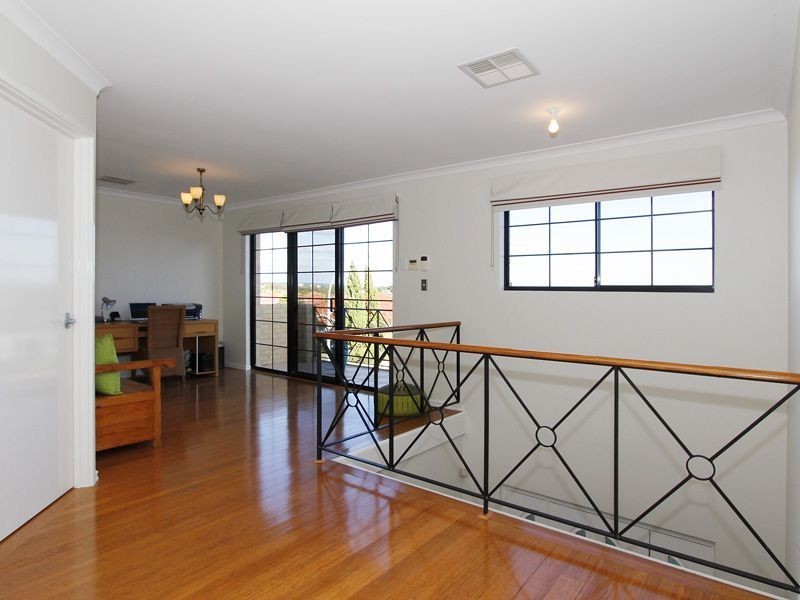 68 Cristobal Crescent, Mindarie WA 6030