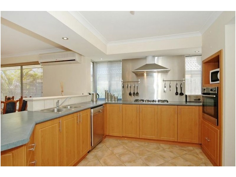 10 Glengyle Turn, Jindalee WA 6036