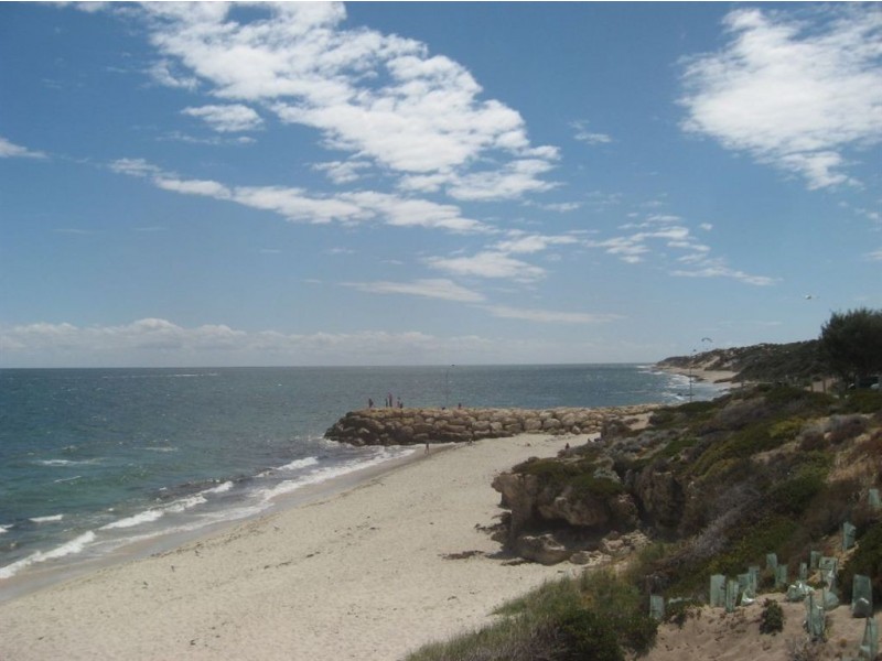 12 Fourth Avenue, Burns Beach WA 6028