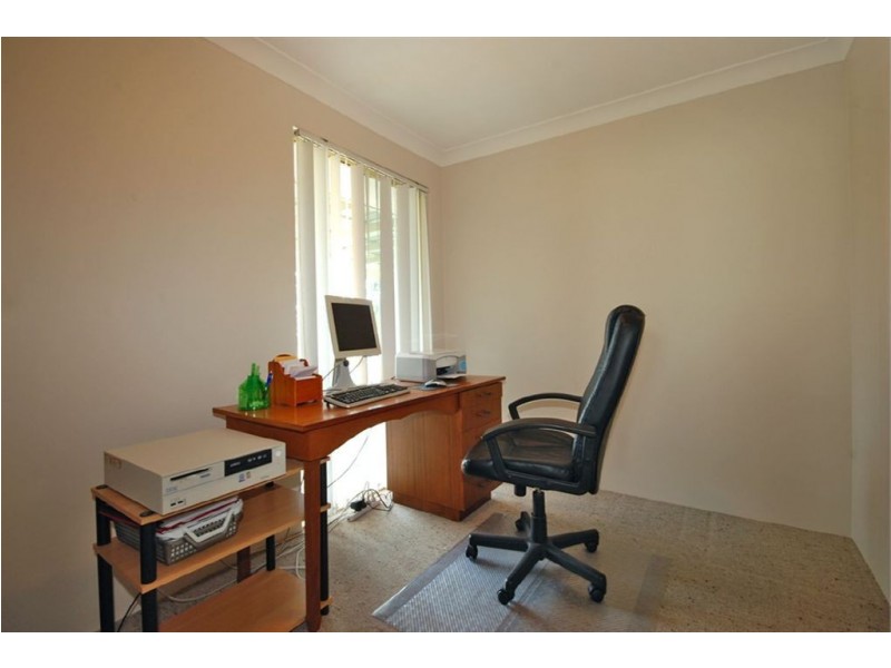 35 St Ives Drive, Yanchep WA 6035