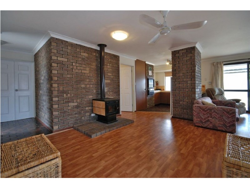 35 Chadstone Road, Craigie WA 6025