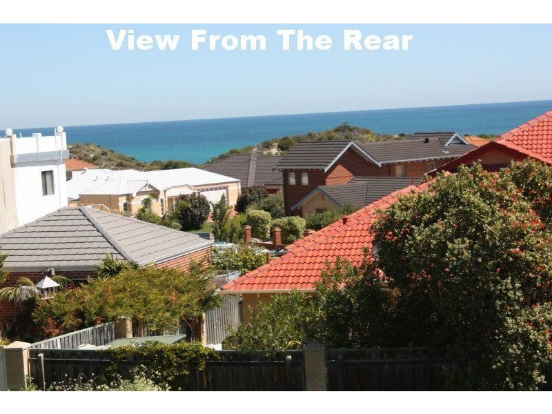 4 Rhodes Close, Mindarie WA 6030