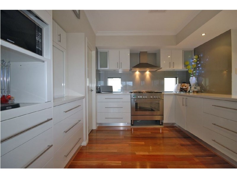 41 Whitehaven Avenue, Burns Beach WA 6028