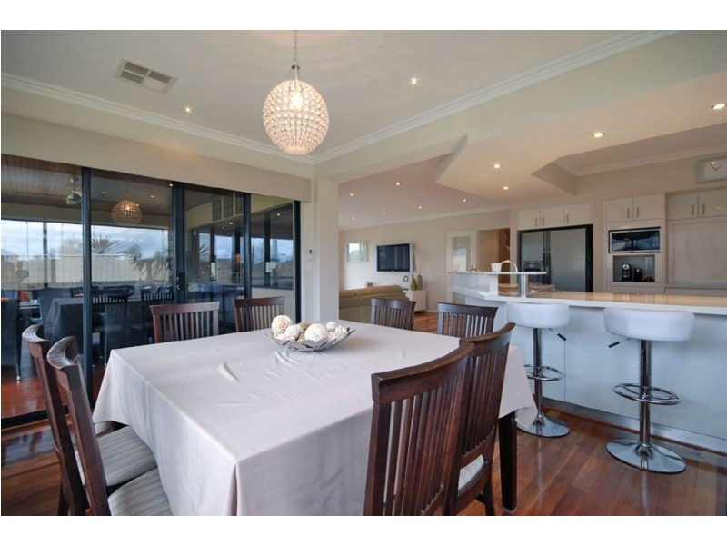 41 Whitehaven Avenue, Burns Beach WA 6028