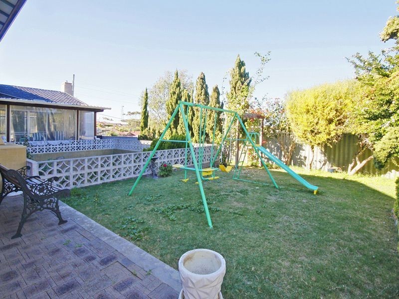 17 Simpson Street, Quinns Rocks WA 6030
