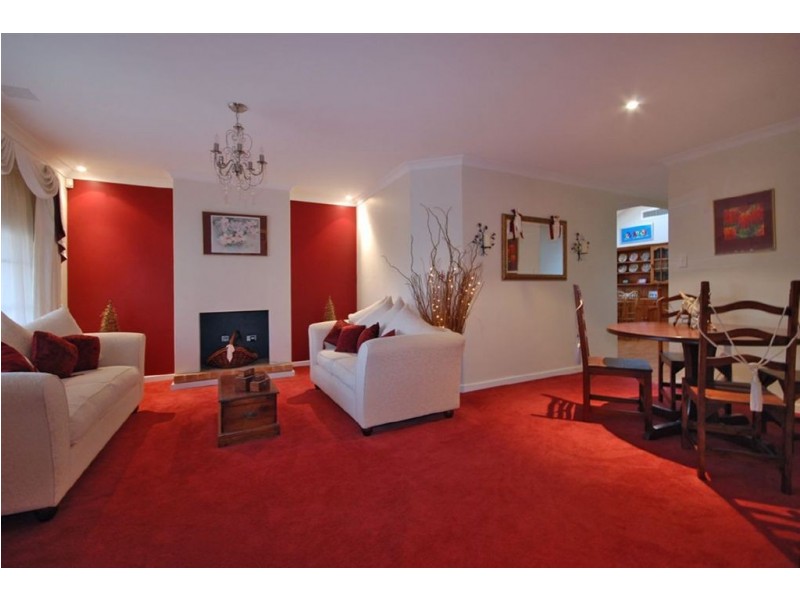 2 Crofton Cove, Mindarie WA 6030