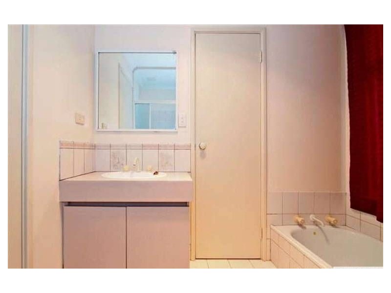 33 Addison Gardens, Merriwa WA 6030