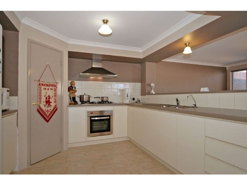 10 Cherokee Green, Clarkson WA 6030