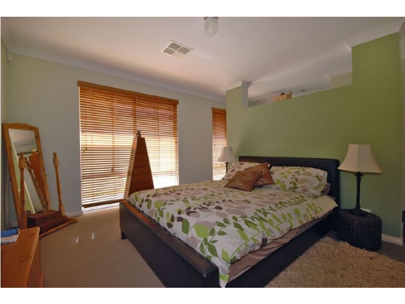 38 Hacienda Drive, Clarkson WA 6030