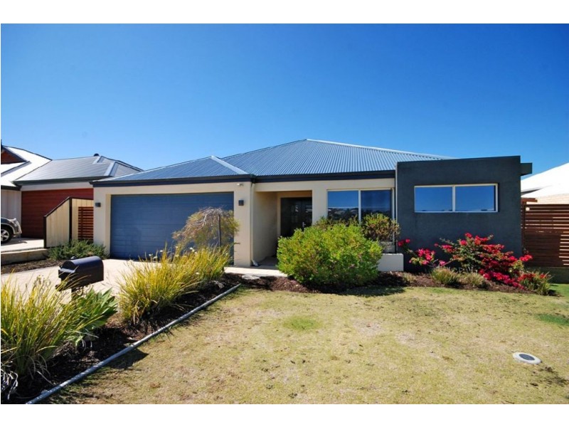38 Hacienda Drive, Clarkson WA 6030