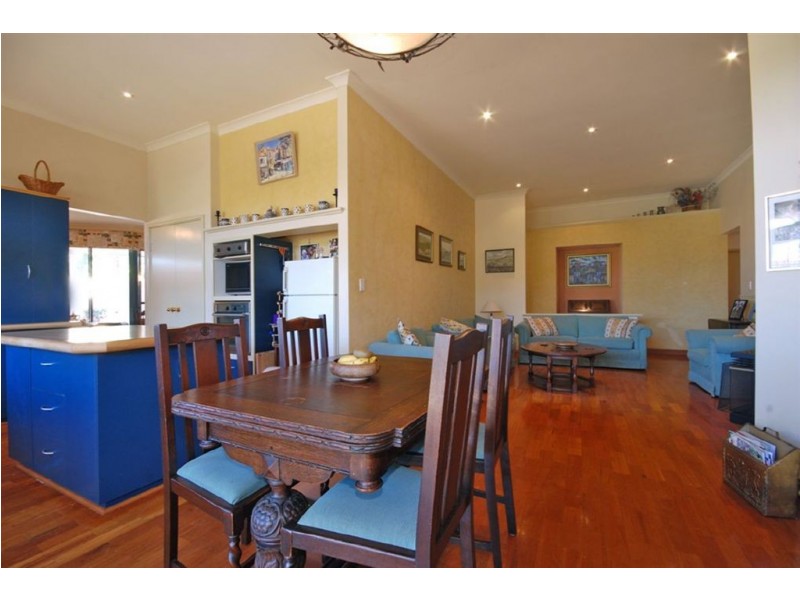 3 Avondale Court, Mindarie WA 6030