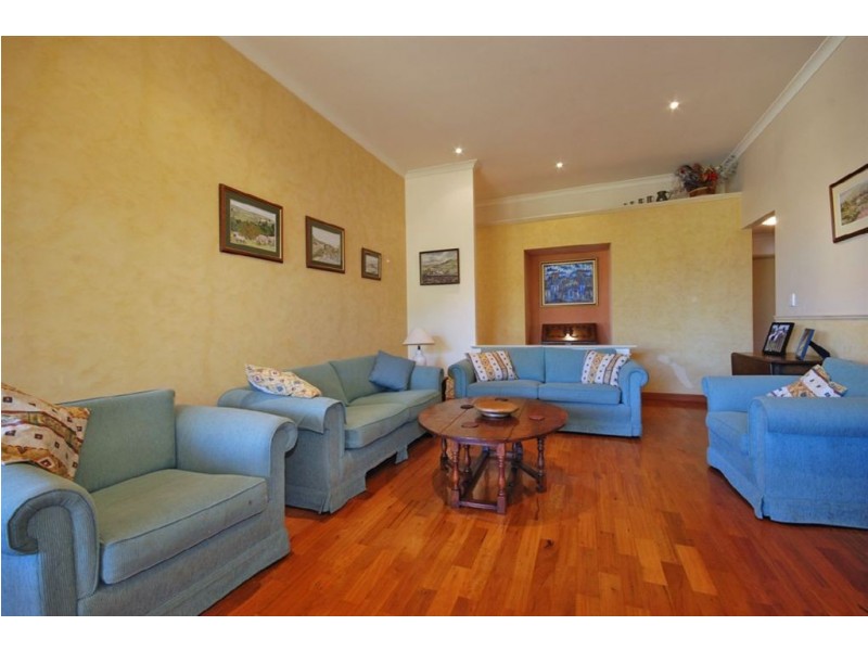 3 Avondale Court, Mindarie WA 6030