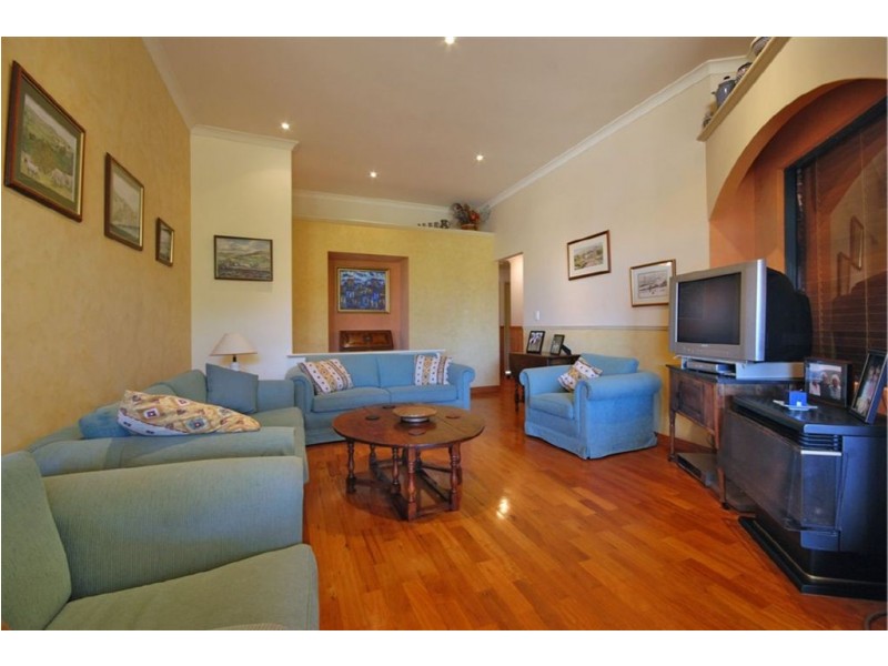 3 Avondale Court, Mindarie WA 6030