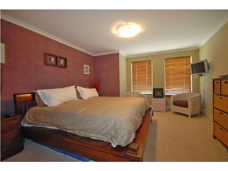 16 Coatbridge Circuit, Kinross WA 6028