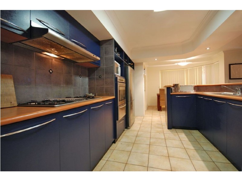 16 Coatbridge Circuit, Kinross WA 6028