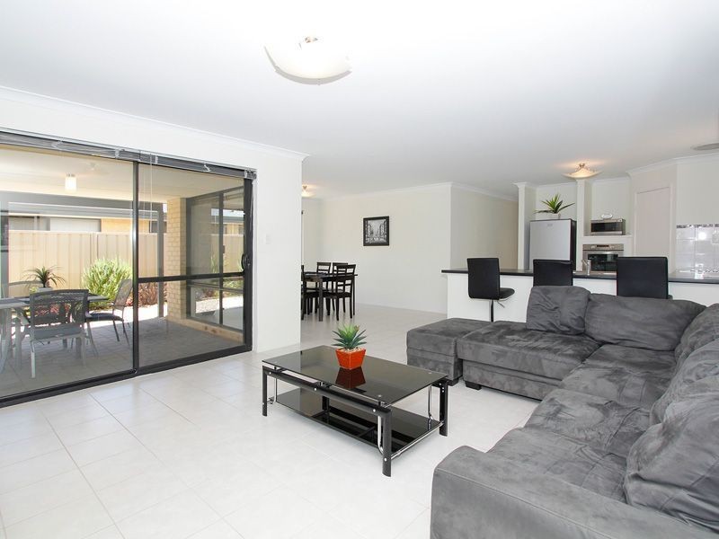 3 Dalry Cove, Butler WA 6036