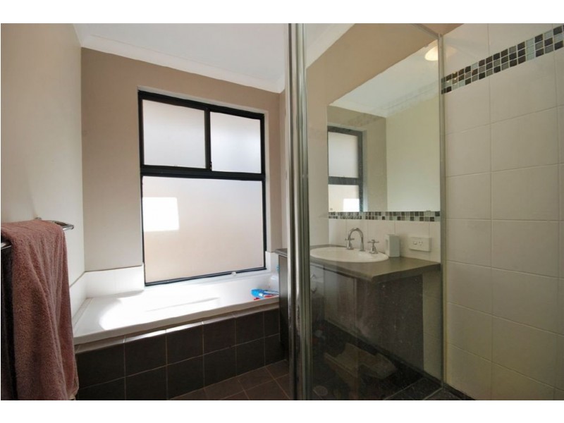 59 Lauderdale Ramble, Carramar WA 6031