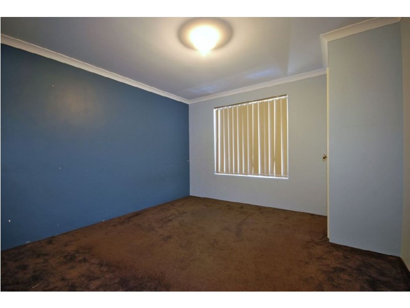 59 Lauderdale Ramble, Carramar WA 6031