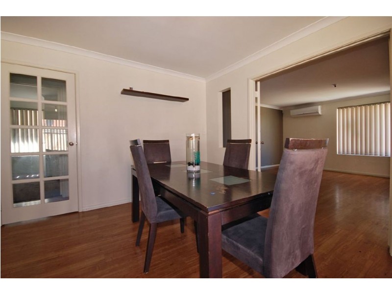 59 Lauderdale Ramble, Carramar WA 6031
