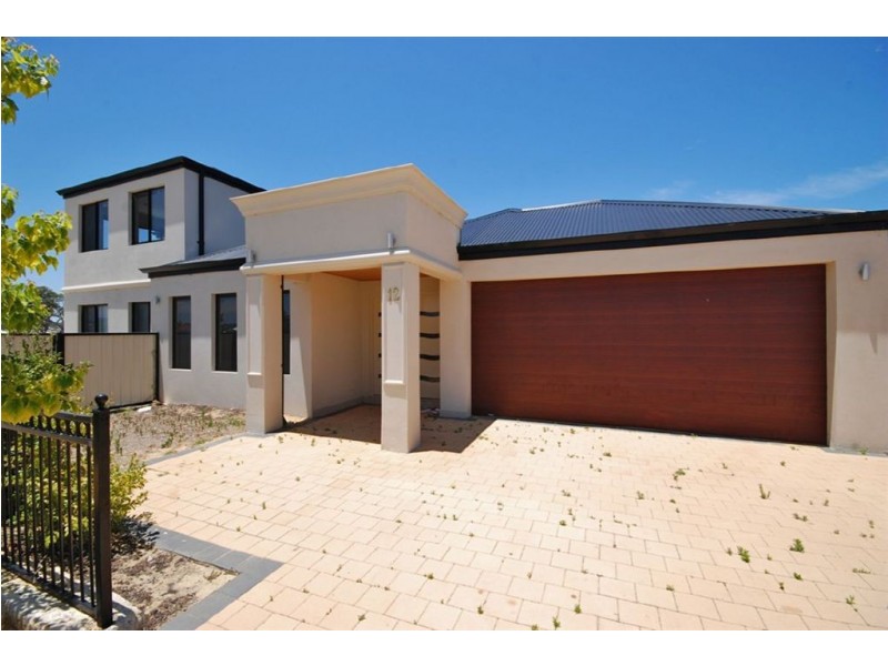 12 San Remo Bend, Clarkson WA 6030