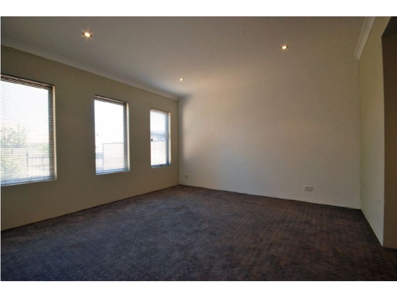 12 San Remo Bend, Clarkson WA 6030