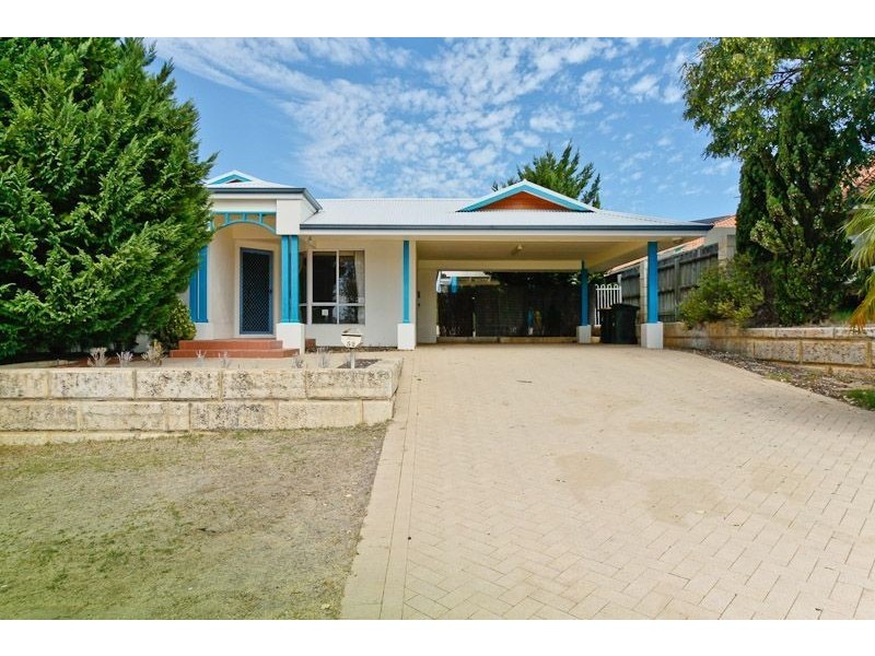 52 Rochester Drive, Mindarie WA 6030