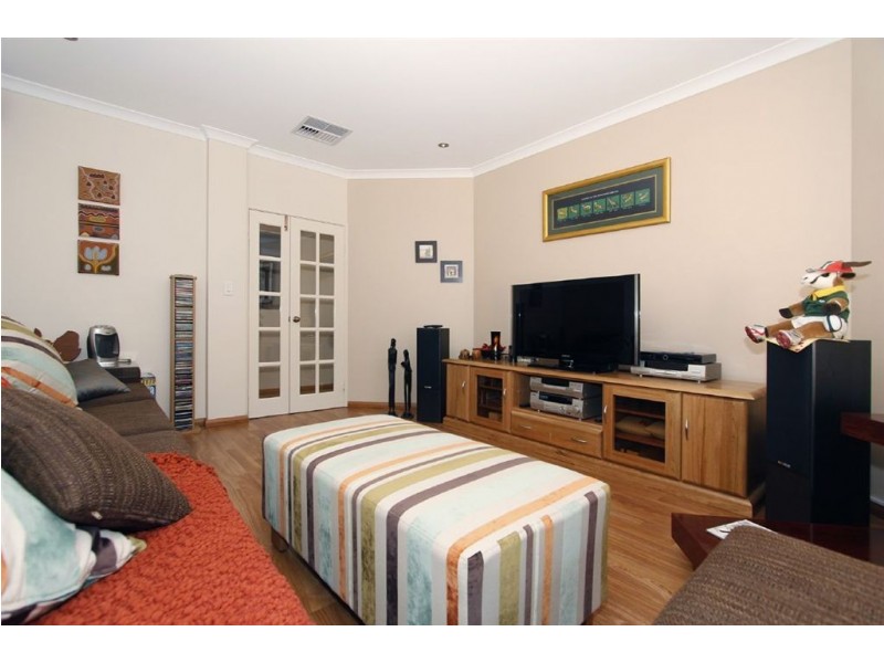 3 Jubata Turn, Tapping WA 6065