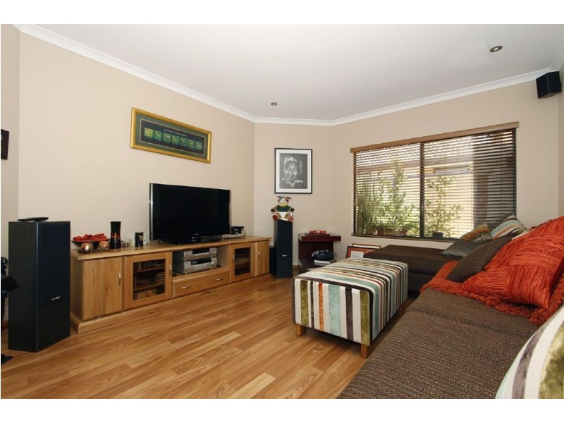 3 Jubata Turn, Tapping WA 6065