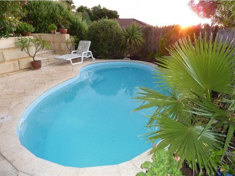 25 Chrisp Place, Yanchep WA 6035