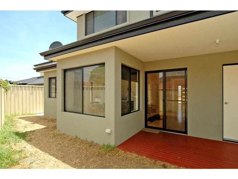 222B Huntriss Road, Doubleview WA 6018