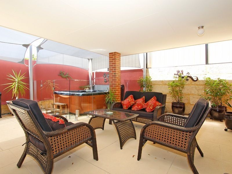 12 Chattanooga Vista, Clarkson WA 6030