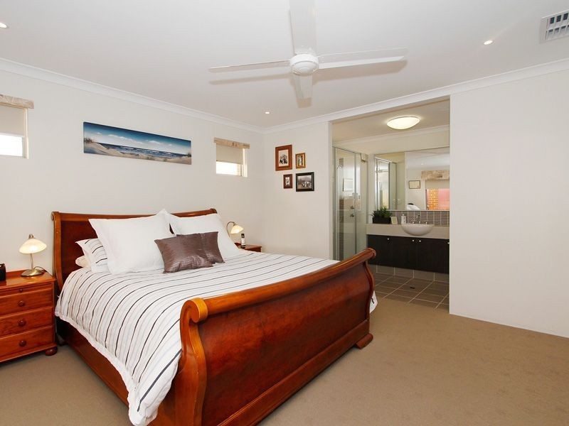 12 Chattanooga Vista, Clarkson WA 6030