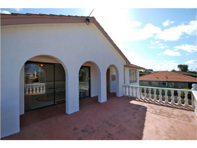 29 Mindarie Drive, Quinns Rocks WA 6030