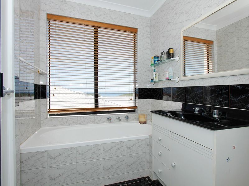 41 Mainsail Drive, Ocean Reef WA 6027