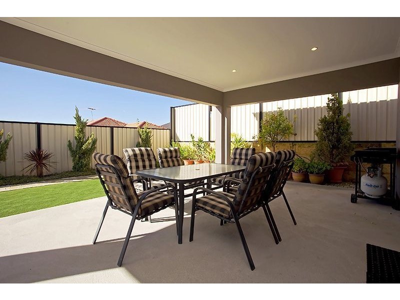 40 Injidup Loop, Clarkson WA 6030