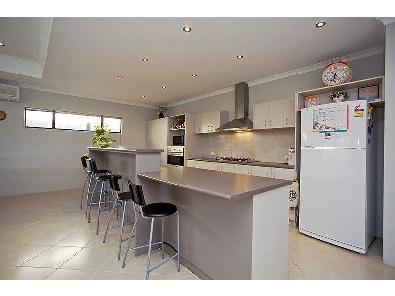 40 Injidup Loop, Clarkson WA 6030